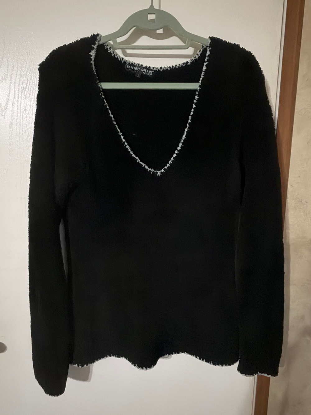 Barefoot Dreams Black V-Neck Sweater with White Trim